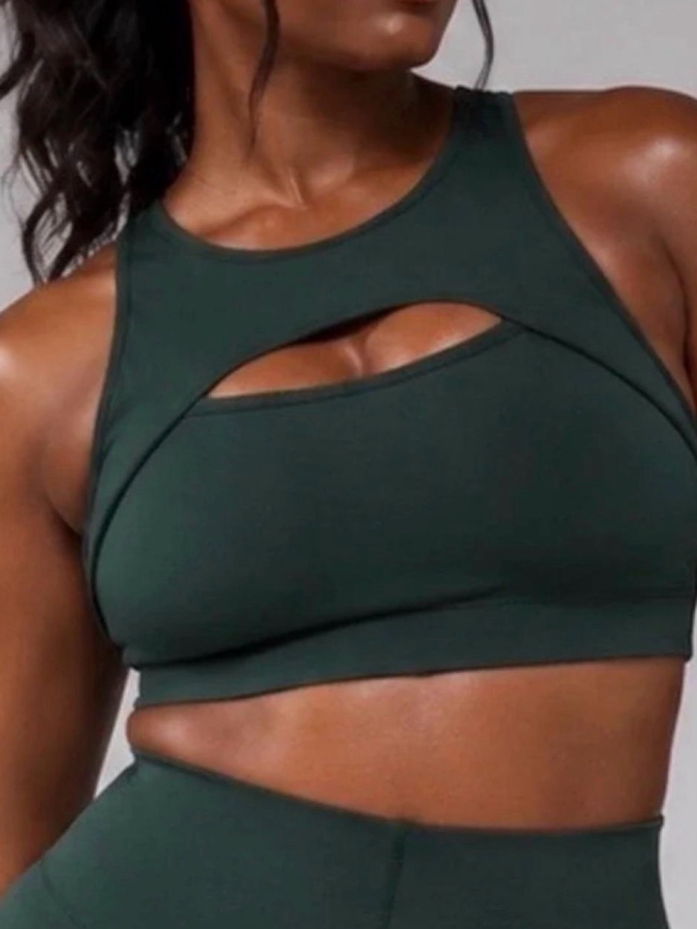 Savage X Fenty green Cutout High-Neck Sports Bra hotline size medium